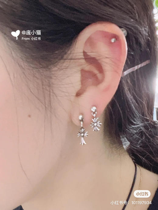克罗心𝐂𝐡𝐫𝐨𝐦𝐞 𝐡𝐞𝐚𝐫𝐭𝐬  TinyE1耳钉 商品图0