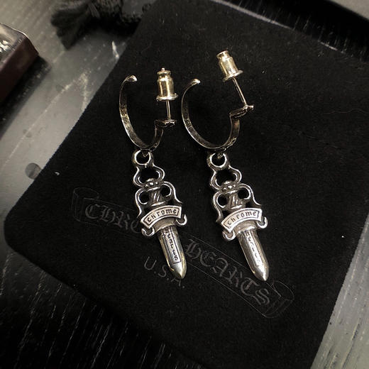 Chrome hearts 克罗心大宝剑耳钉 商品图5