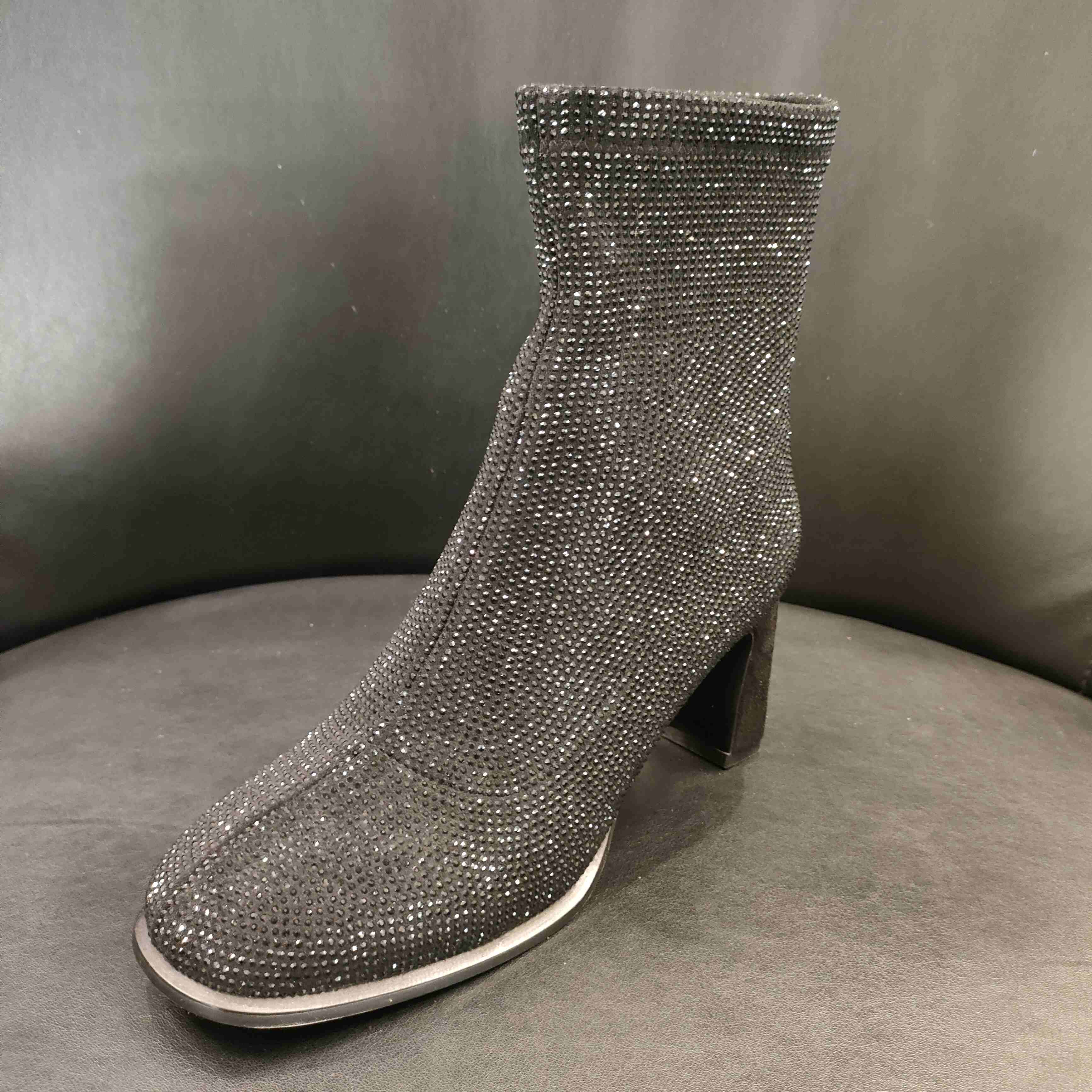 lfgj BM604   女潮ins网红中筒粗跟弹力满钻时装靴