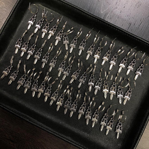 Chrome hearts 克罗心大宝剑耳钉 商品图10