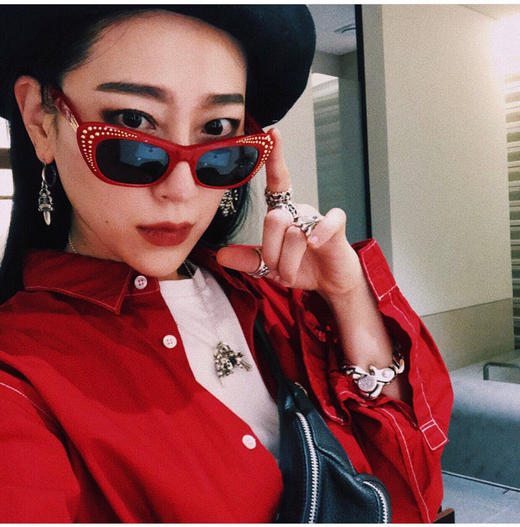 Chrome hearts 克罗心大宝剑耳钉 商品图7