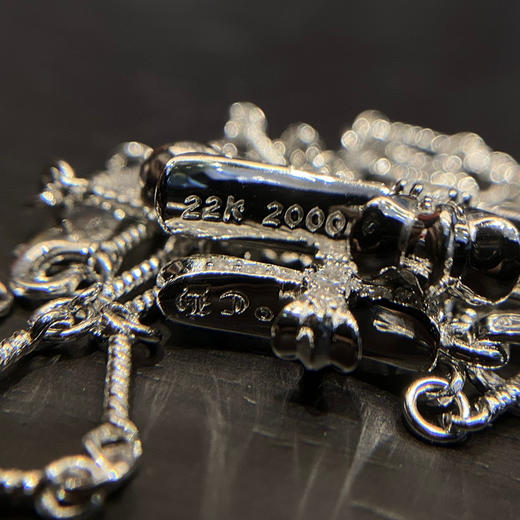 𝐂𝐡𝐫𝐨𝐦𝐞 𝐡𝐞𝐚𝐫𝐭𝐬克罗心镀白金镶石大小十字架项链 商品图1