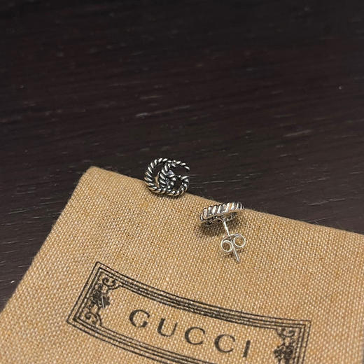 Gucci古驰  螺纹双G耳钉 商品图8