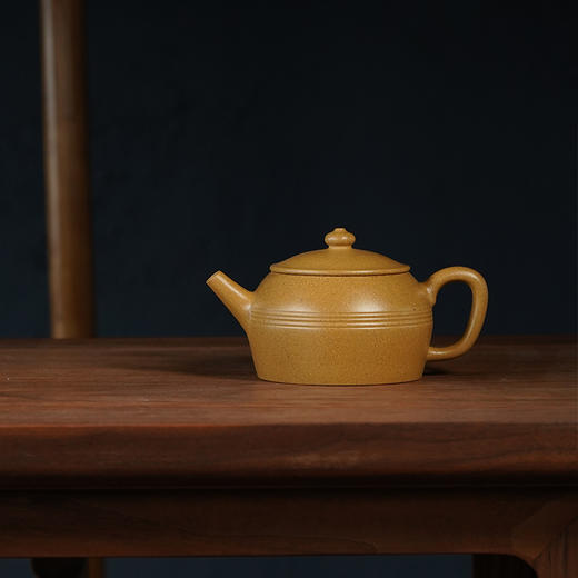 龙德堂陶艺 徐飞制 《毡音》原矿金砂段 260cc 库存请咨询客服 商品图0