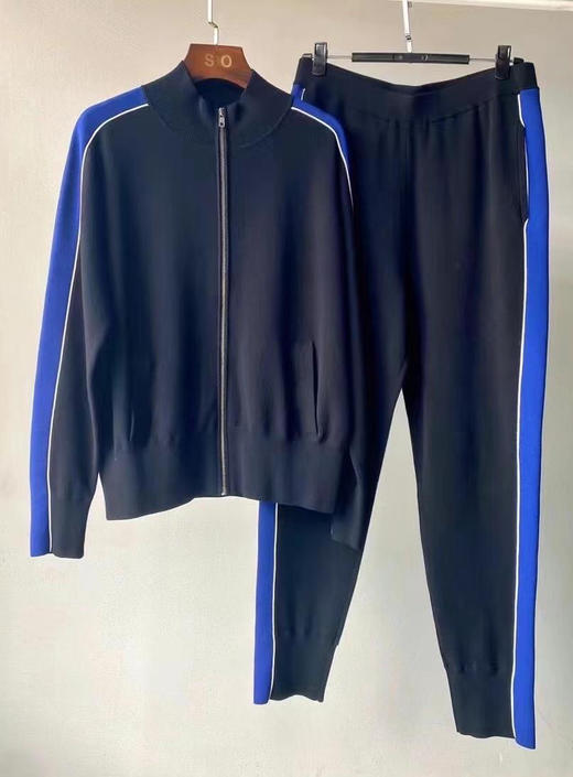 撞色拼接拉链套装。黑色 红色 自己备注号码颜色 商品图6