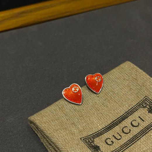 Gucci古驰   珐琅爱心耳钉 商品图5