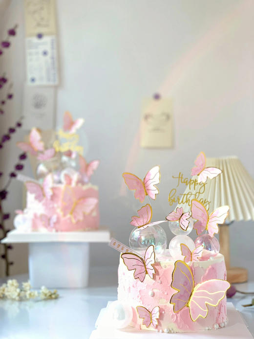 仙气飘飘一蝴蝶款鲜奶动物奶油蛋糕  商品图1