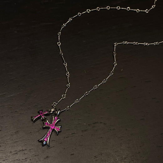 𝐂𝐡𝐫𝐨𝐦𝐞 𝐡𝐞𝐚𝐫𝐭𝐬 克罗心红钻大小十字架项链 商品图1