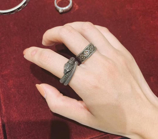 Gucci古驰 双G灵蛇戒指 商品图1