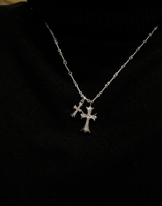 𝐂𝐡𝐫𝐨𝐦𝐞 𝐡𝐞𝐚𝐫𝐭𝐬克罗心镀白金镶石大小十字架项链 商品图2