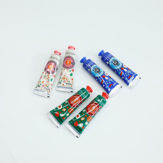 王牌好货 LC欧家限量圣诞六支装红盒节日礼物 乳木果雪白花香 Delicate Shea 经典乳木果护手霜 Dry Skin圣诞限定款A Winter Walk 套盒：6*30ML 商品图7