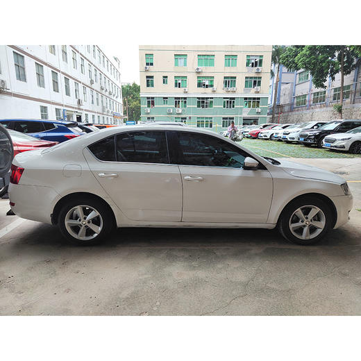 斯柯达 明锐 1.6L 手动逸致版 【长租-深圳】 商品图3