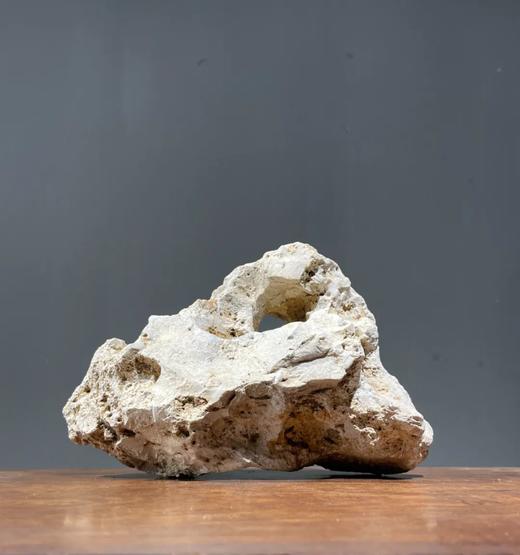 北太湖石镂洞案头山子，顺丰包邮 商品图0