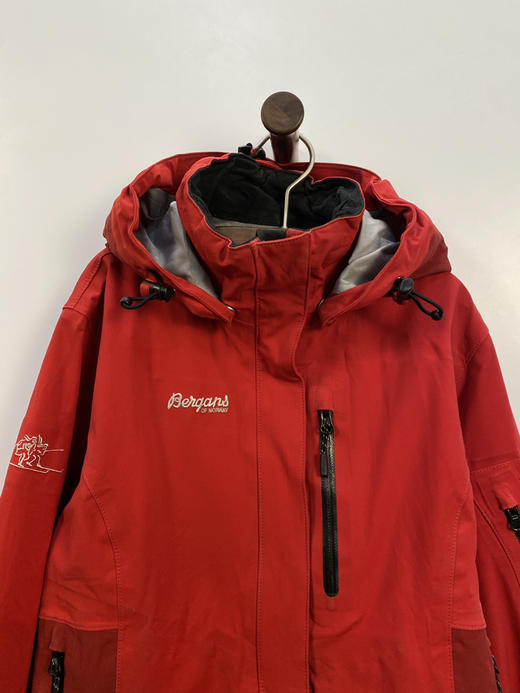 ＊Berqans 挪威百年品牌 户外机能外套 _ODJK(M) 商品图1