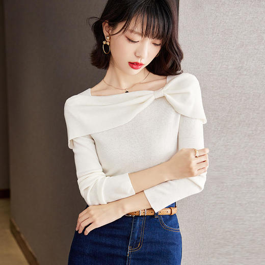 RHFS219 时尚气质方领长袖蝴蝶结不规则针织打底衫 商品图3