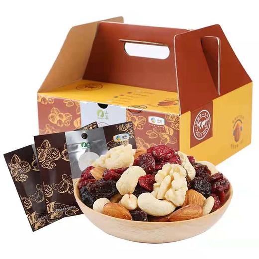 中粮山萃每日坚果月包装750g 商品图1