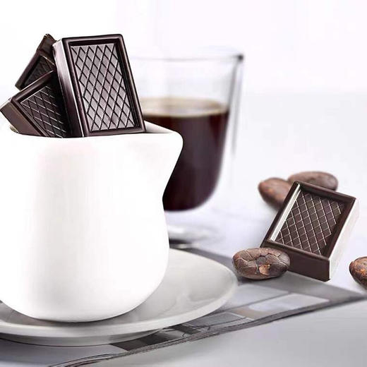 【中欧班列精选】瑞士爱普诗巧克力  原装进口Alpes d'Or74%/85%黑巧克力428g/袋 商品图4