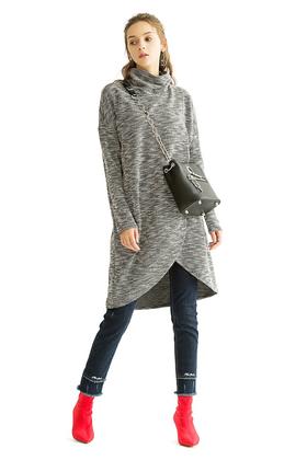 BCBGMaxazria 弧形开衩高领针织连衣裙 640