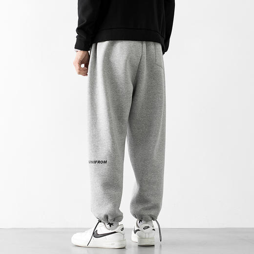 【春节不打烊】「加绒、薄款可选」韩路日系男装 2022秋冬新款加绒卫裤休闲裤男宽松抽绳运动裤子 商品图1