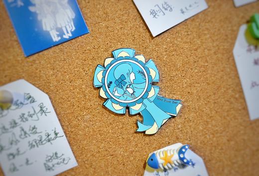 《最美的一天》“毕业典礼”纪念仿珐琅徽章 商品图0