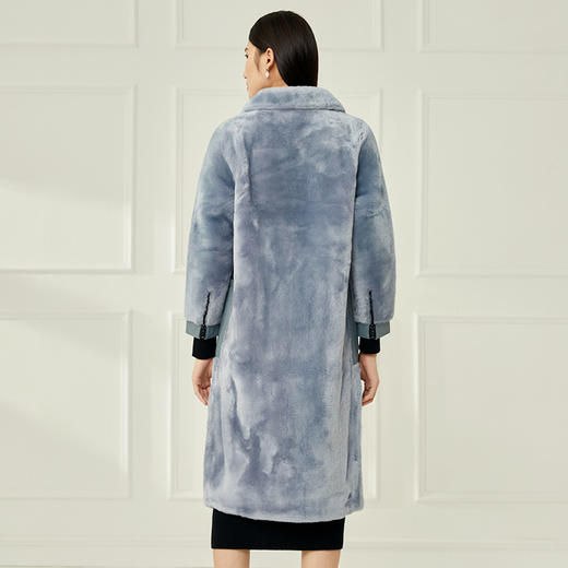 EITIE爱特爱冬季新款气质修身羊毛羊皮革外套大衣皮衣6893513 商品图4