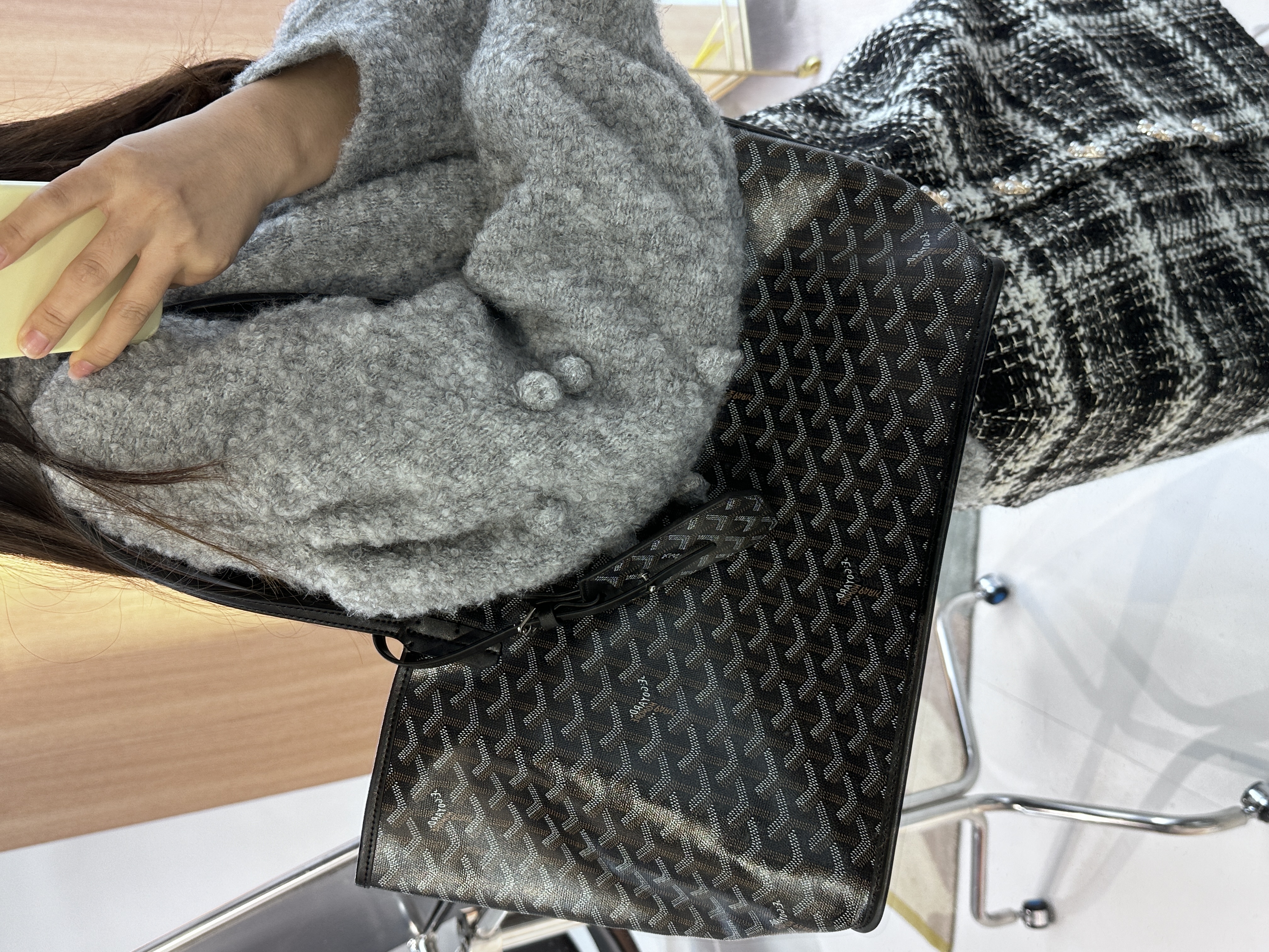 20260302  狗牙中号双面牛皮大包|不退换，5-7个工作日发货【不退换】