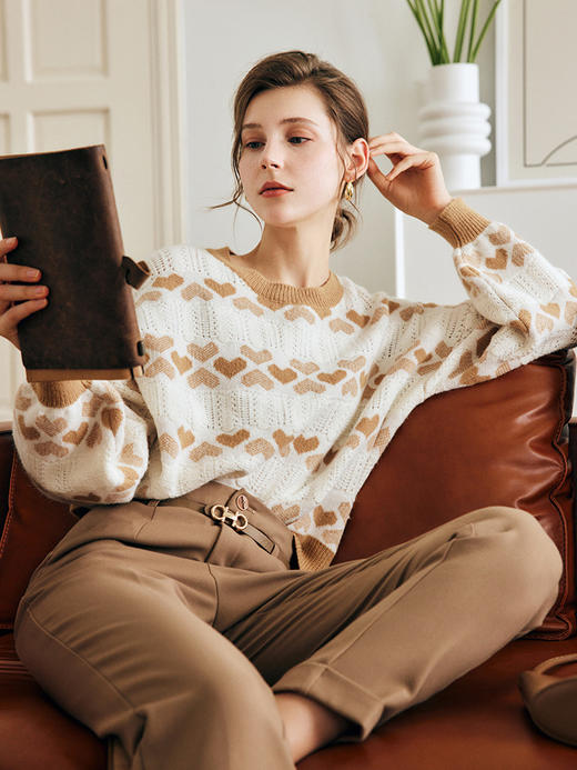 OLrain欧芮儿法式咖色提花毛衣女秋冬2022新款宽松爱心撞色针织衫 商品图0