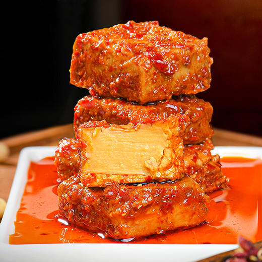 云南油腐乳   质地细滑松软  油香适口  香辣入味   口感醇厚   拌饭神器     香得热烈  咸得够味 商品图4