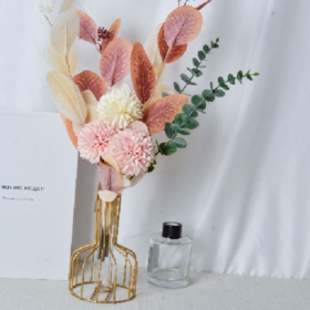 咋咔仿真花TMZ96143把束带果美洲桉树叶桔色拼单枝小球粉白（不带花瓶）