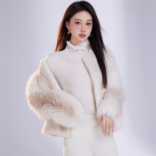 余潇潇【北海道恋人】极简风渐变皮夹革短款外套 商品图0