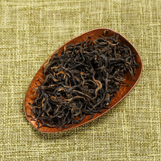 关坪丨桐木关金骏眉 武夷红茶 组合（花香金骏眉50g+梅占金骏眉50g） 商品图3