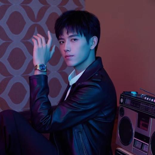 天梭（TISSOT)PRX超级玩家系列男士石英腕表 商品图2