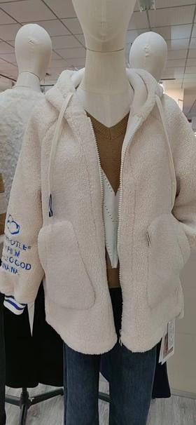 依然鑫钰819颗粒绒外套（4）