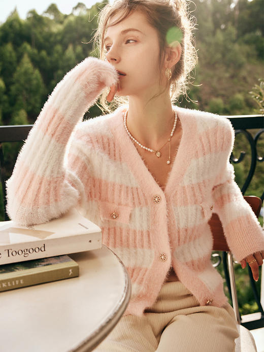 OLrain欧芮儿法式小香风毛衣外套女秋冬2022年新款条纹马海毛开衫 商品图3