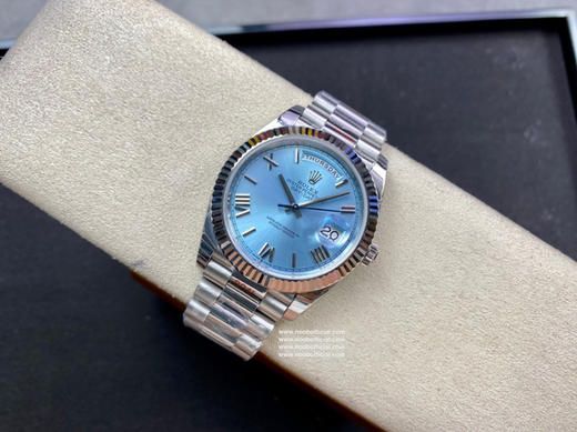 NOOB劳力士星期日志型40mm（126331）
1⃣️ 蓝宝石镜面，日历2.5倍放大镜，效果同步原版。
2⃣️蚝式表壳结构，一体中层表壳，旋入式底盖及上链表冠 商品图10