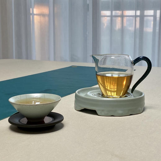 茗品｜【玉兔呈祥·白牡丹】葵卯兔年生肖白茶，福鼎核心产区马冠尖2018年高山一级白牡丹，传统工艺，匠心制作，自然生态，道地仓储 ，五年陈化，花香水柔，毫香蜜韵悠长，荷香果香奶香温暖舒服～净含量350g 商品图1