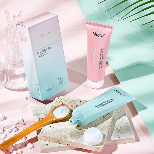 「一盒两支装！9.9元包邮」Nicor情侣护手霜 滋润秋冬手膜霜防干美容护肤 商品图0