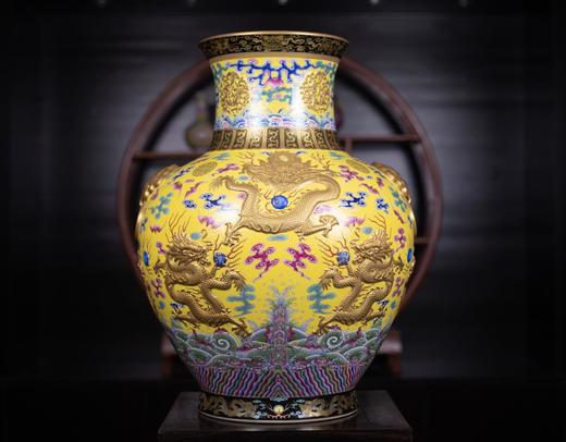 黄地雕刻九龙尊 商品图0