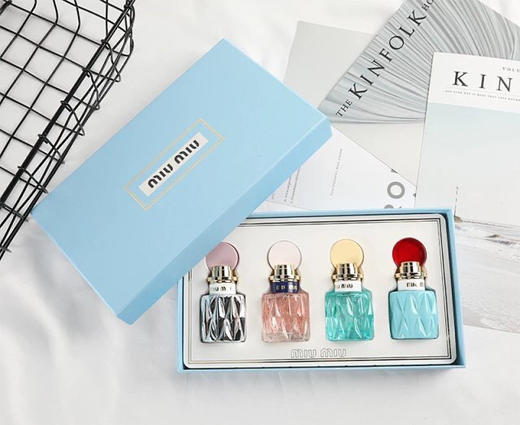 第一眼就爱上的Q版香水！四代终于凑齐了！时尚女士香氛 花果香味清新淡雅香水20ml*4瓶套装 商品图9