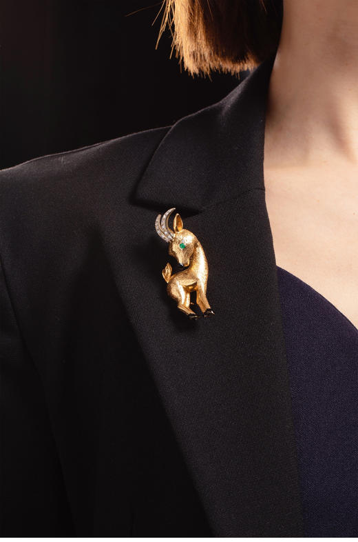 独角鹿西洋古董法国珠宝品牌18k金镶嵌钻石黑珐琅祖母绿羚羊胸针 商品图1