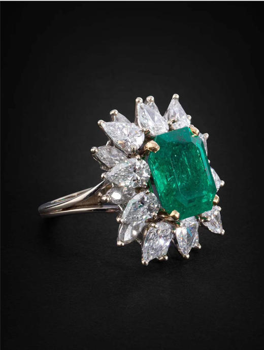 独角鹿西洋古董首饰珠宝法国18k白金及黄金镶嵌祖母绿钻石戒指 商品图3