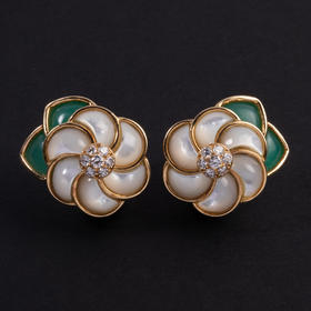 独角鹿西洋古董首饰法国奢侈珠宝世家18k金镶母贝绿玉髓钻石耳环