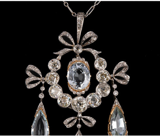 独角鹿西洋古董珠宝尚美Chaumet铂金镶钻石海蓝宝石蝴蝶结项链 商品图3