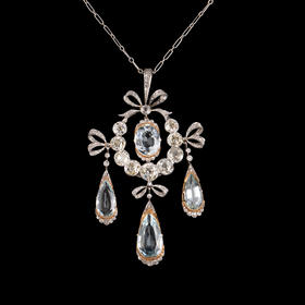 独角鹿西洋古董珠宝尚美Chaumet铂金镶钻石海蓝宝石蝴蝶结项链