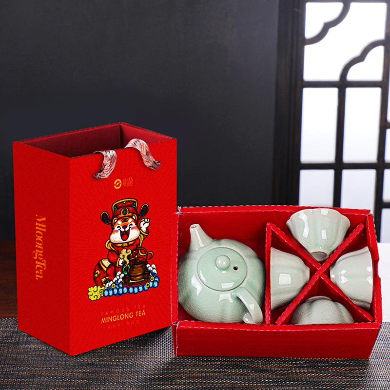 鸣龙哥窑茶具（一壶四杯）
