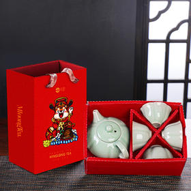 鸣龙哥窑茶具（一壶四杯）