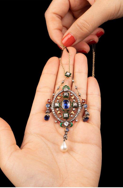 独角鹿西洋古董18K黄金镶嵌无烧蓝宝石钻石彩色珐琅珍珠流苏吊坠 商品图3