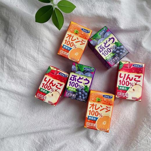 日本进口 可尔必思浓缩还原儿童果汁葡萄苹果香橙口味125ml 商品图0