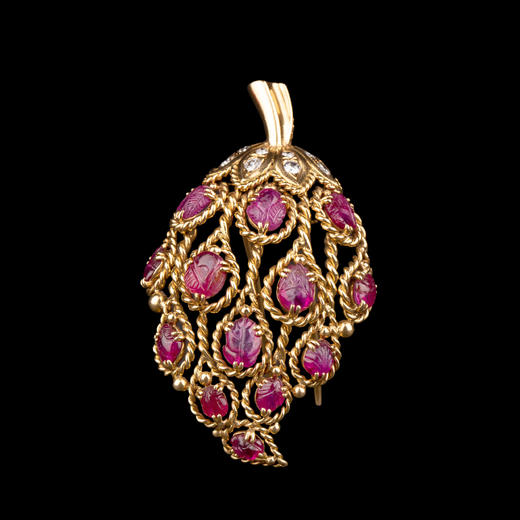 独角鹿西洋古董法国珠宝品牌18k金镶嵌钻石红宝石草莓造型胸针 商品图0