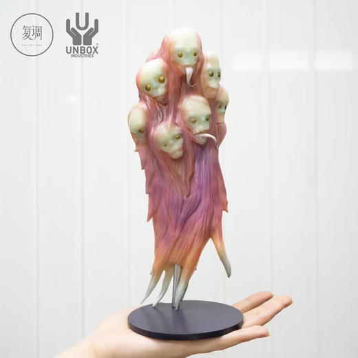 现货 Unbox 九头女巫 粉色夜光版 John Kenn 搪胶 商品图2